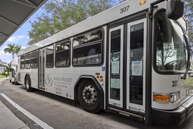 Beautifully updated 1-bed, 1.5-bath 2nd-floor condo in desirable on Kings Point Golf -Flanders Way in Florida - for sale on GolfHomes.com, golf home, golf lot