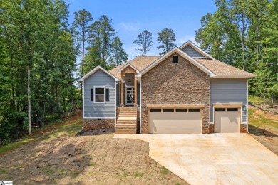 ew Custom Build Home: 3 beds, 2.5 baths, with a study/office on Cross Creek Plantation in South Carolina - for sale on GolfHomes.com, golf home, golf lot