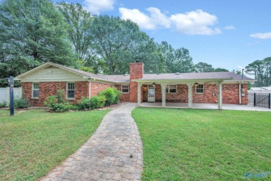 *Home Warranty* included with purchase!  Set back on one of the on Point Mallard Golf Course in Alabama - for sale on GolfHomes.com, golf home, golf lot