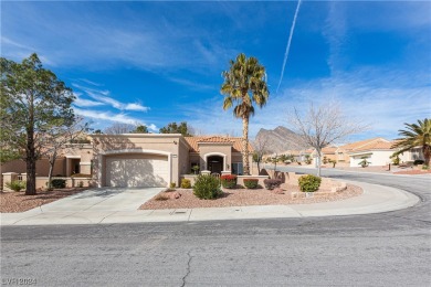 Location ! Location! This Corner Lot Single-Story Townhome is on Eagle Crest Golf Club in Nevada - for sale on GolfHomes.com, golf home, golf lot