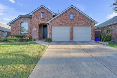 Beautiful move in ready home. With an open floor plan owner on Woodbridge Golf Club in Texas - for sale on GolfHomes.com, golf home, golf lot
