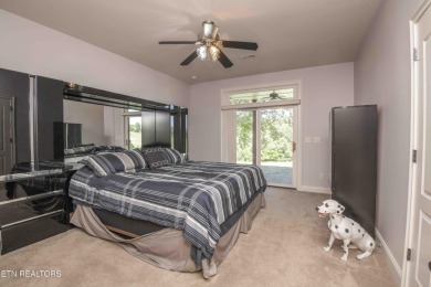 Golf course views, sun-filled rooms, and a massive 23x43 4-car on Tellico Village -The Links At Kahite Golf Course in Tennessee - for sale on GolfHomes.com, golf home, golf lot