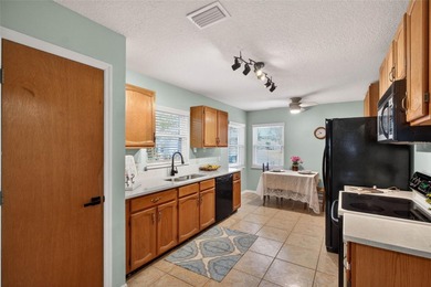 Charming 2-bedroom/2-bath home with garage, perfectly positioned on Sandpiper Golf Club in Florida - for sale on GolfHomes.com, golf home, golf lot