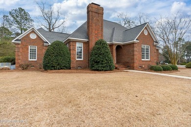 Prime location in Kinston on quiet street. This 4 bedroom home 3 on Kinston Country Club Inc in North Carolina - for sale on GolfHomes.com, golf home, golf lot