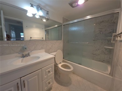 ***SELLER MOTIVATED***Charming 2-Bed, 2-Bath First-Floor Condo on Hollybrook Golf and Tennis Club  in Florida - for sale on GolfHomes.com, golf home, golf lot