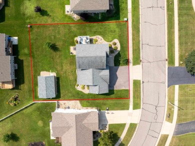 Spacious and versatile near Devil's Lake State Park. This on Baraboo Country Club in Wisconsin - for sale on GolfHomes.com, golf home, golf lot