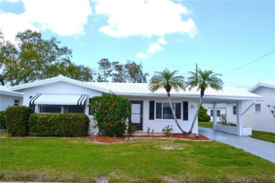One or more photo(s) has been virtually staged. To help on Mainlands Golf Club in Florida - for sale on GolfHomes.com, golf home, golf lot