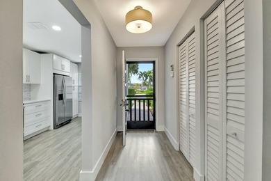 This beautifully renovated 2-bedroom, 2-bathroom main-level on Hunters Run Golf and Country Club in Florida - for sale on GolfHomes.com, golf home, golf lot