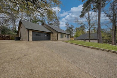 What a great find! This is the home for you!  on Hide-A-Way Lake Golf Course in Texas - for sale on GolfHomes.com, golf home, golf lot