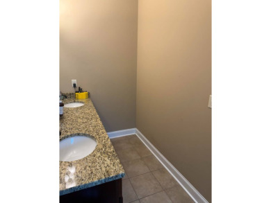 This beautiful, well maintained, 2,476 sqft home features a on Grand National Golf Course in Alabama - for sale on GolfHomes.com, golf home, golf lot
