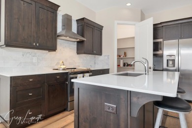 Meticulously cared for part-time home located in SunRiver 55+ on Sunriver Golf Club in Utah - for sale on GolfHomes.com, golf home, golf lot