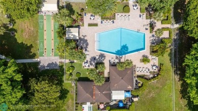 Discover the potential in this ground-floor 2-bedroom 2 bath on Palm-Aire Country Club and Resort - Palms in Florida - for sale on GolfHomes.com, golf home, golf lot