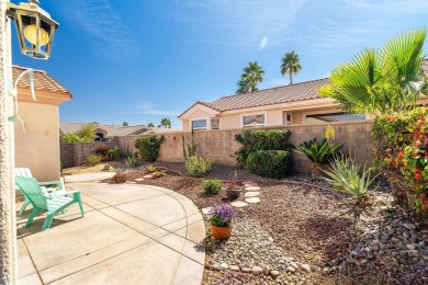 Welcome to Sun City Palm Desert. This smartly designed St on Mountain Vista Golf Course At Sun City Palm Desert in California - for sale on GolfHomes.com, golf home, golf lot