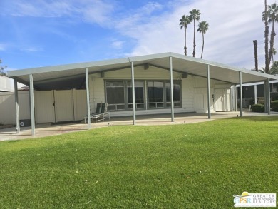 Come see this 2bed/2bath 1440 sq ft home with an open, easy flow on Date Palm Country Club in California - for sale on GolfHomes.com, golf home, golf lot
