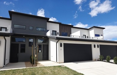 Move-In Ready! Thoughtfully designed with an owner-focused on Sky Mountain Golf Course in Utah - for sale on GolfHomes.com, golf home, golf lot