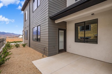 Move-In Ready! Thoughtfully designed with an owner-focused on Sky Mountain Golf Course in Utah - for sale on GolfHomes.com, golf home, golf lot