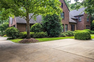 Nestled on an EXCEPTIONAL golf course lot, this meticulously on Wynlakes Golf and Country Club in Alabama - for sale on GolfHomes.com, golf home, golf lot