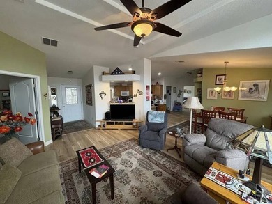 #264 Welcome to Unit #264 in a highly desirable 55+ community in on Mountain Brook Golf Club in Arizona - for sale on GolfHomes.com, golf home, golf lot