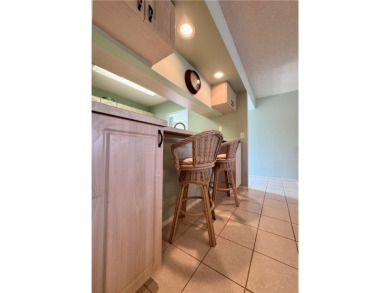 Welcome to this charming 2bd/2ba rare 1ST FLOOR gem! Step into a on Vista Plantation Golf Club in Florida - for sale on GolfHomes.com, golf home, golf lot