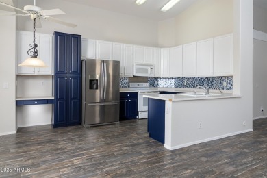 Beautifully updated single level home on Greenfield Lakes Golf on Greenfield Lakes Golf Club in Arizona - for sale on GolfHomes.com, golf home, golf lot
