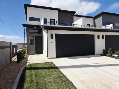 Move-In Ready! Thoughtfully designed with an owner-focused on Sky Mountain Golf Course in Utah - for sale on GolfHomes.com, golf home, golf lot