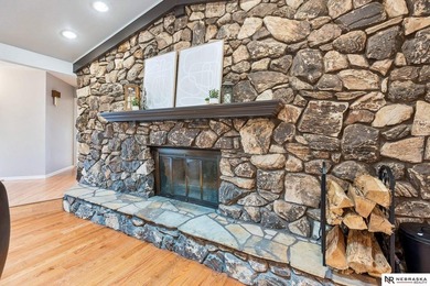 Tina Ruhl, M: , tinaruhlrealty,   - Spacious 5000+ FSF, 5 bed, 4 on Oak Hills Country Club in Nebraska - for sale on GolfHomes.com, golf home, golf lot