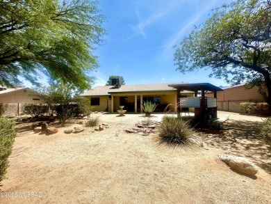 Charming Ranch-Style Home Near Golf Course!Welcome to this on Mt. Graham Municipal Golf Course in Arizona - for sale on GolfHomes.com, golf home, golf lot