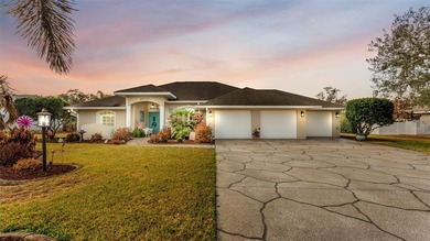Don't miss out on this very well-kept pool home in the Golf on Golf Hammock Country Club in Florida - for sale on GolfHomes.com, golf home, golf lot