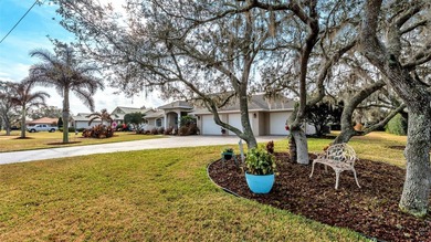 Don't miss out on this very well-kept pool home in the Golf on Golf Hammock Country Club in Florida - for sale on GolfHomes.com, golf home, golf lot