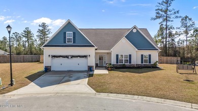 **Beautiful Home in Bluewater Rise** Recently built & situated on Carolina Colours Golf Club in North Carolina - for sale on GolfHomes.com, golf home, golf lot