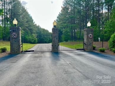 Public Remarks 
This .61 acre lot in the beautiful Swift Island on The Tillery Tradition Country Club in North Carolina - for sale on GolfHomes.com, golf home, golf lot