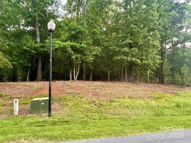 Public Remarks 
This .61 acre lot in the beautiful Swift Island on The Tillery Tradition Country Club in North Carolina - for sale on GolfHomes.com, golf home, golf lot