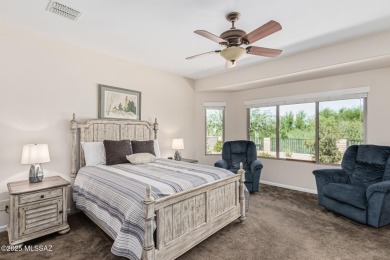 Step into the easy pace of Quail Creek living in this inviting on Quail Creek Country Club  in Arizona - for sale on GolfHomes.com, golf home, golf lot