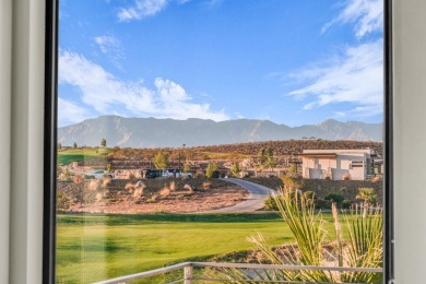 Experience the perfect getaway at this beautiful 3-bedroom, 3 on Copper Rock Golf Course in Utah - for sale on GolfHomes.com, golf home, golf lot