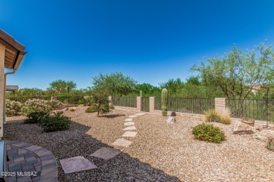 Step into the easy pace of Quail Creek living in this inviting on Quail Creek Country Club  in Arizona - for sale on GolfHomes.com, golf home, golf lot