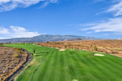 Experience the perfect getaway at this beautiful 3-bedroom, 3 on Copper Rock Golf Course in Utah - for sale on GolfHomes.com, golf home, golf lot