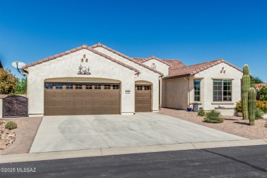 Step into the easy pace of Quail Creek living in this inviting on Quail Creek Country Club  in Arizona - for sale on GolfHomes.com, golf home, golf lot