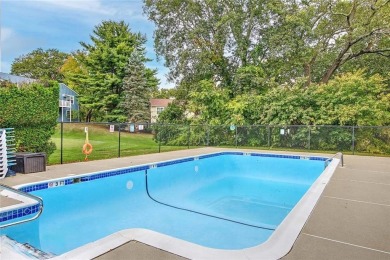 Exceptional 2 bed, 2 1/2 bath townhouse in the popular on Louisquisset Golf Club in Rhode Island - for sale on GolfHomes.com, golf home, golf lot