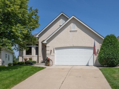 Beautifully Updated Detached Townhome on the Wilds 12th hole on The Wilds Golf Club in Minnesota - for sale on GolfHomes.com, golf home, golf lot