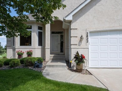 Beautifully Updated Detached Townhome on the Wilds 12th hole on The Wilds Golf Club in Minnesota - for sale on GolfHomes.com, golf home, golf lot