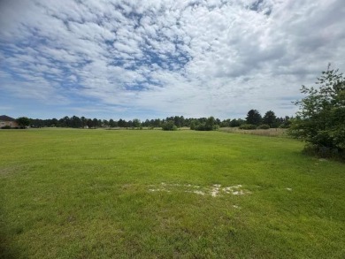 Do you need to be near town with golf, fishing and swimming on Pine Hills Golf and Country Club in Georgia - for sale on GolfHomes.com, golf home, golf lot