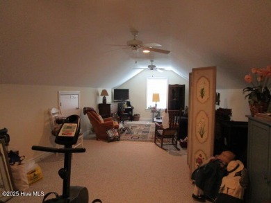 Beautiful Home and yard for Sale in Albemarle Plantation, a on Sound Golf Links at Albemarle Plantation in North Carolina - for sale on GolfHomes.com, golf home, golf lot