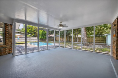 Charming home in Kenwood subdivision!
Welcome to this on Fort Walton Beach Golf Course in Florida - for sale on GolfHomes.com, golf home, golf lot