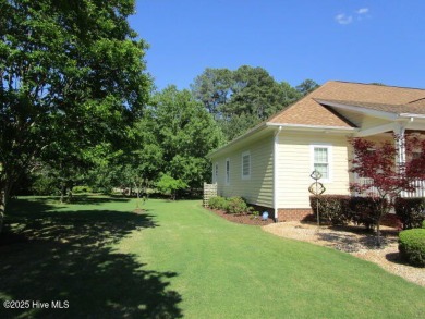 Beautiful Home and yard for Sale in Albemarle Plantation, a on Sound Golf Links at Albemarle Plantation in North Carolina - for sale on GolfHomes.com, golf home, golf lot