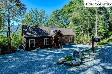 GREAT PRICE - RENTAL READY! Outstanding Log Cabin in Prime Beech on Beech Mountain Club in North Carolina - for sale on GolfHomes.com, golf home, golf lot