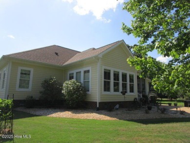 Beautiful Home and yard for Sale in Albemarle Plantation, a on Sound Golf Links at Albemarle Plantation in North Carolina - for sale on GolfHomes.com, golf home, golf lot