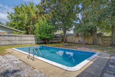 Charming home in Kenwood subdivision!
Welcome to this on Fort Walton Beach Golf Course in Florida - for sale on GolfHomes.com, golf home, golf lot