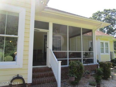Beautiful Home and yard for Sale in Albemarle Plantation, a on Sound Golf Links at Albemarle Plantation in North Carolina - for sale on GolfHomes.com, golf home, golf lot