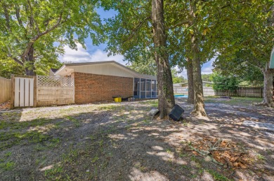 Charming home in Kenwood subdivision!
Welcome to this on Fort Walton Beach Golf Course in Florida - for sale on GolfHomes.com, golf home, golf lot