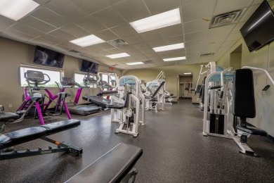 Fantastic CUSTOM Patricia Island 5/5/3 Waterfront Estate-type on Patricia Island Golf Club in Oklahoma - for sale on GolfHomes.com, golf home, golf lot